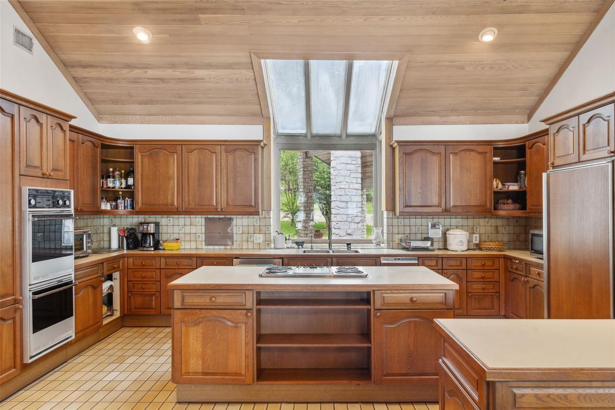 Interior, Kitchen, Recessed Lighting, Wooden Ceilings