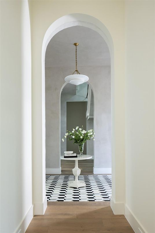 Interior, Pendant Lights, Wood Texture Flooring