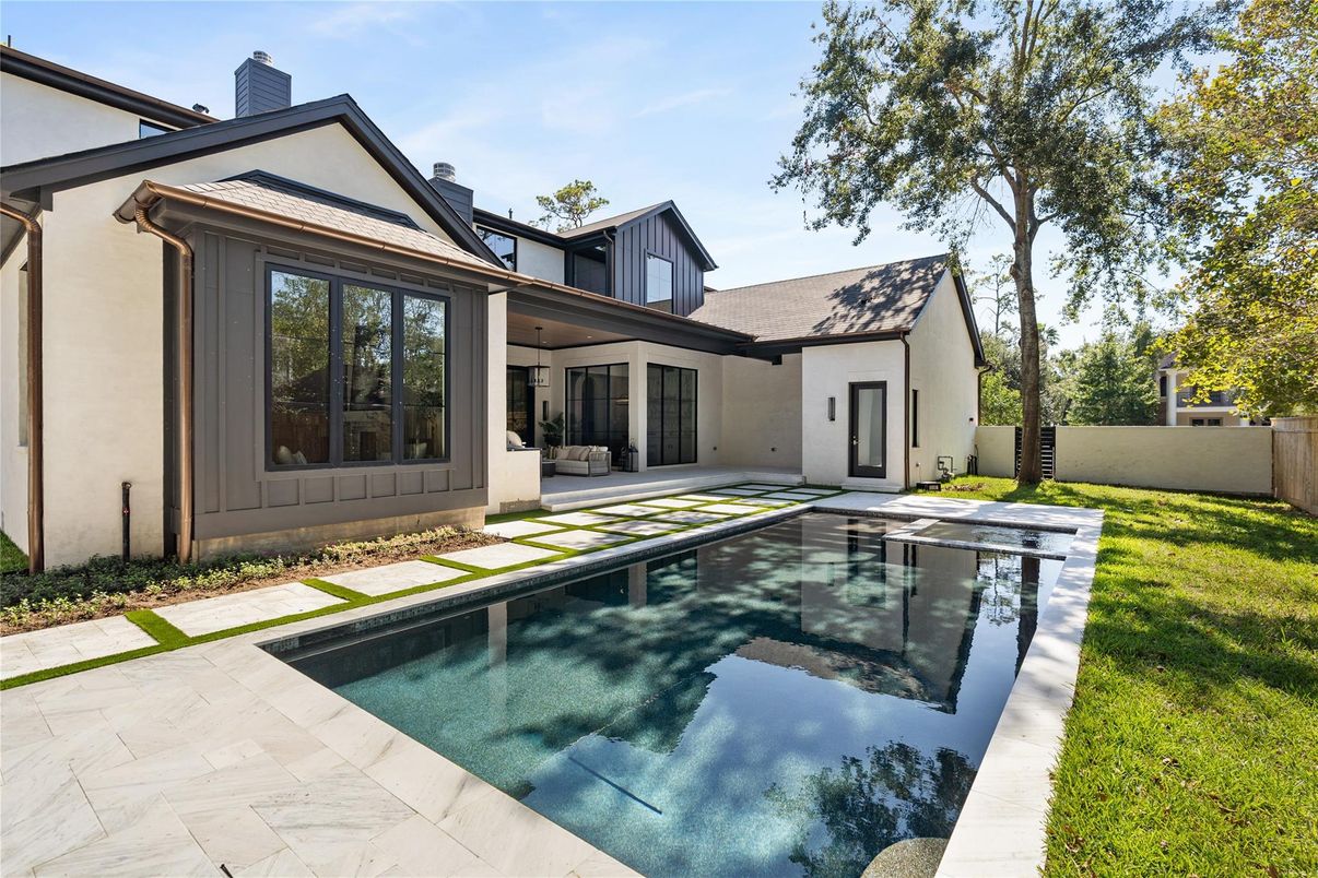 Backyard, Exterior, Pool