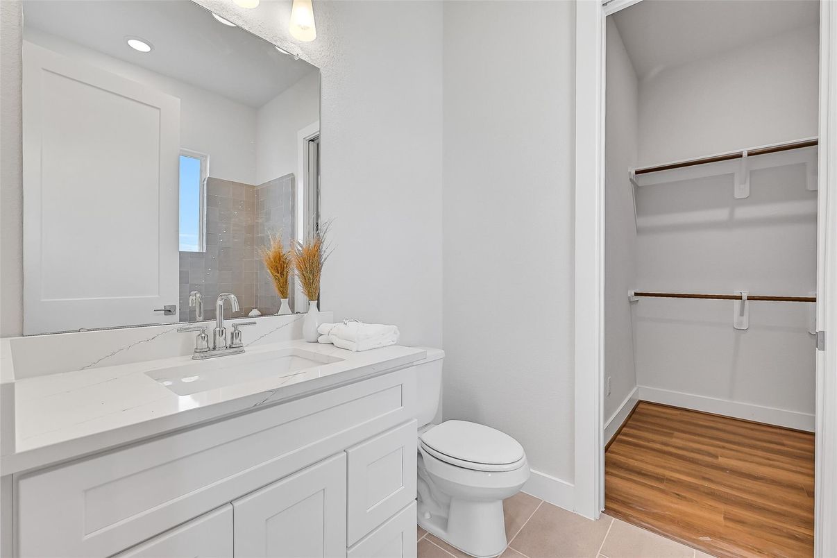 Bathroom, Interior, Recessed Lighting, Wood Texture Flooring