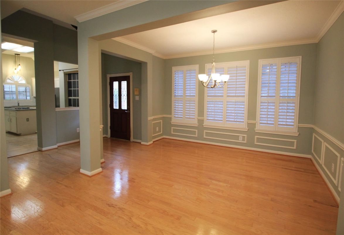 Chandelier, Empty room, Interior, Pendant Lights, Wood Texture Flooring
