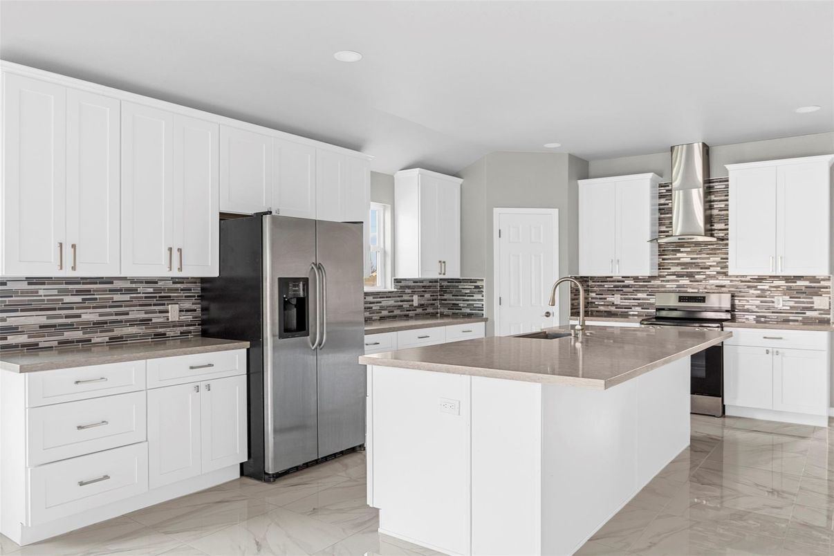 Interior, Kitchen, Marble, Recessed Lighting, Stainless Steel Appliances