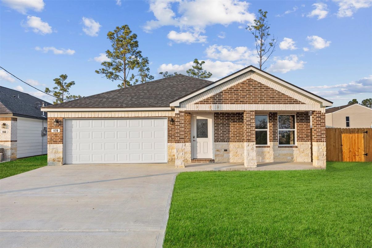 Attached, Exterior, Facade, Brick Facade, Brick Traditional