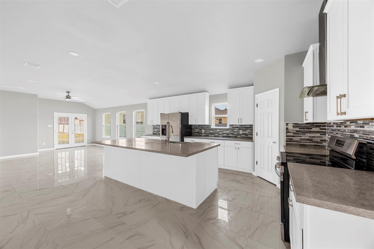 Interior, Kitchen, Marble, Recessed Lighting