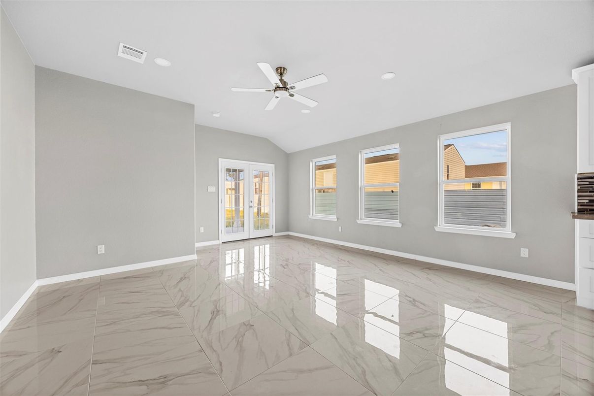 Empty room, Interior, Marble, Recessed Lighting