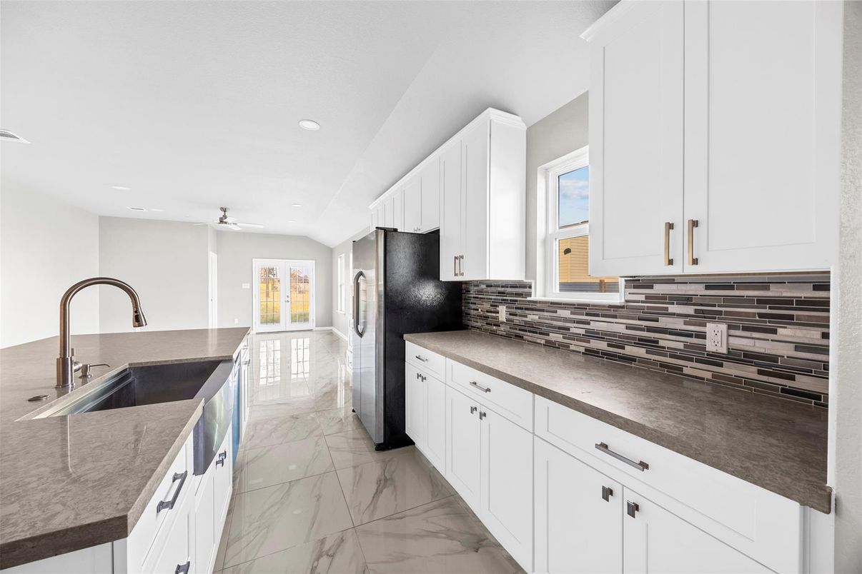Interior, Kitchen, Marble, Recessed Lighting
