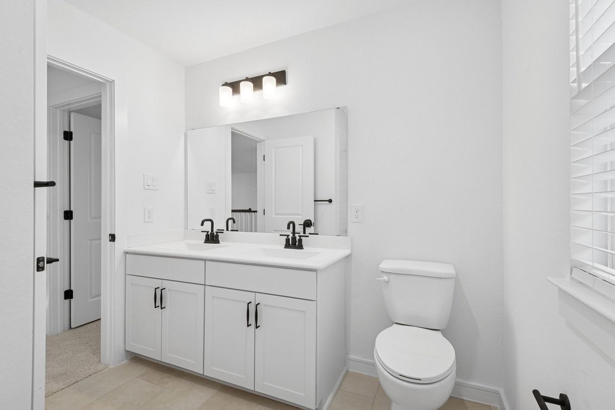 Bathroom, Dual Sink Vanities, Interior