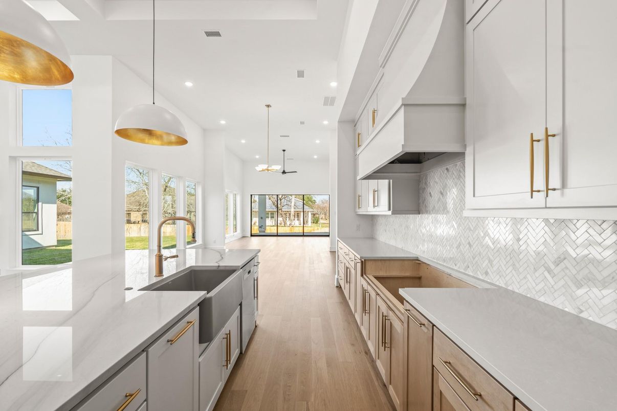 Interior, Kitchen, Pendant Lights, Recessed Lighting, Wood Texture Flooring