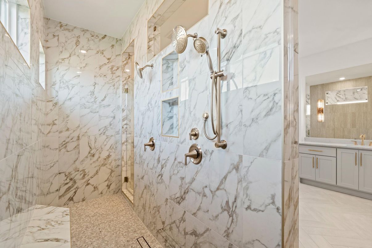 Bathroom, Interior, Marble Walls, Recessed Lighting
