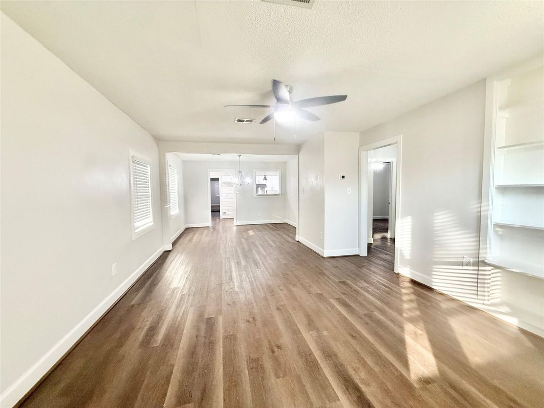 Empty room, Interior, Pendant Lights, Wood Texture Flooring