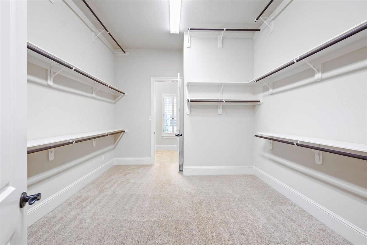 Interior, Walk-in Closets