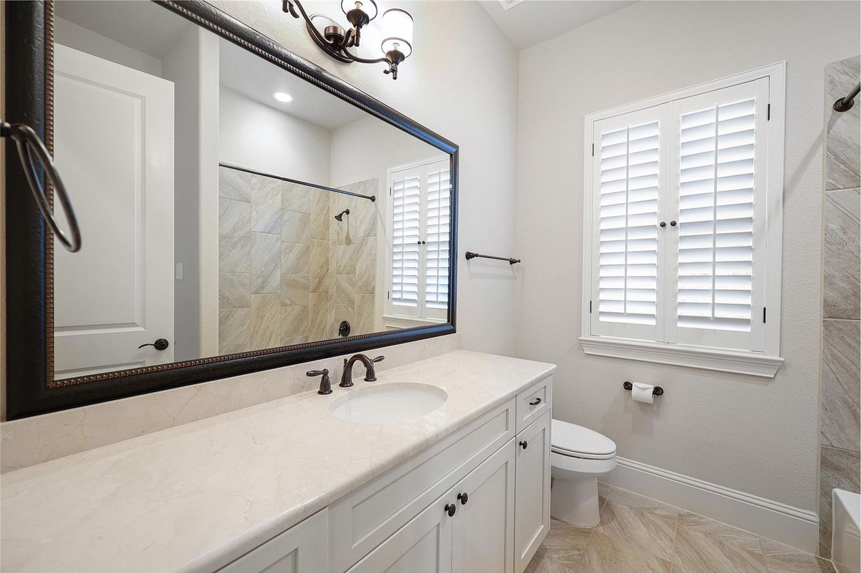 Bathroom, Interior, Recessed Lighting, Wood Texture Flooring