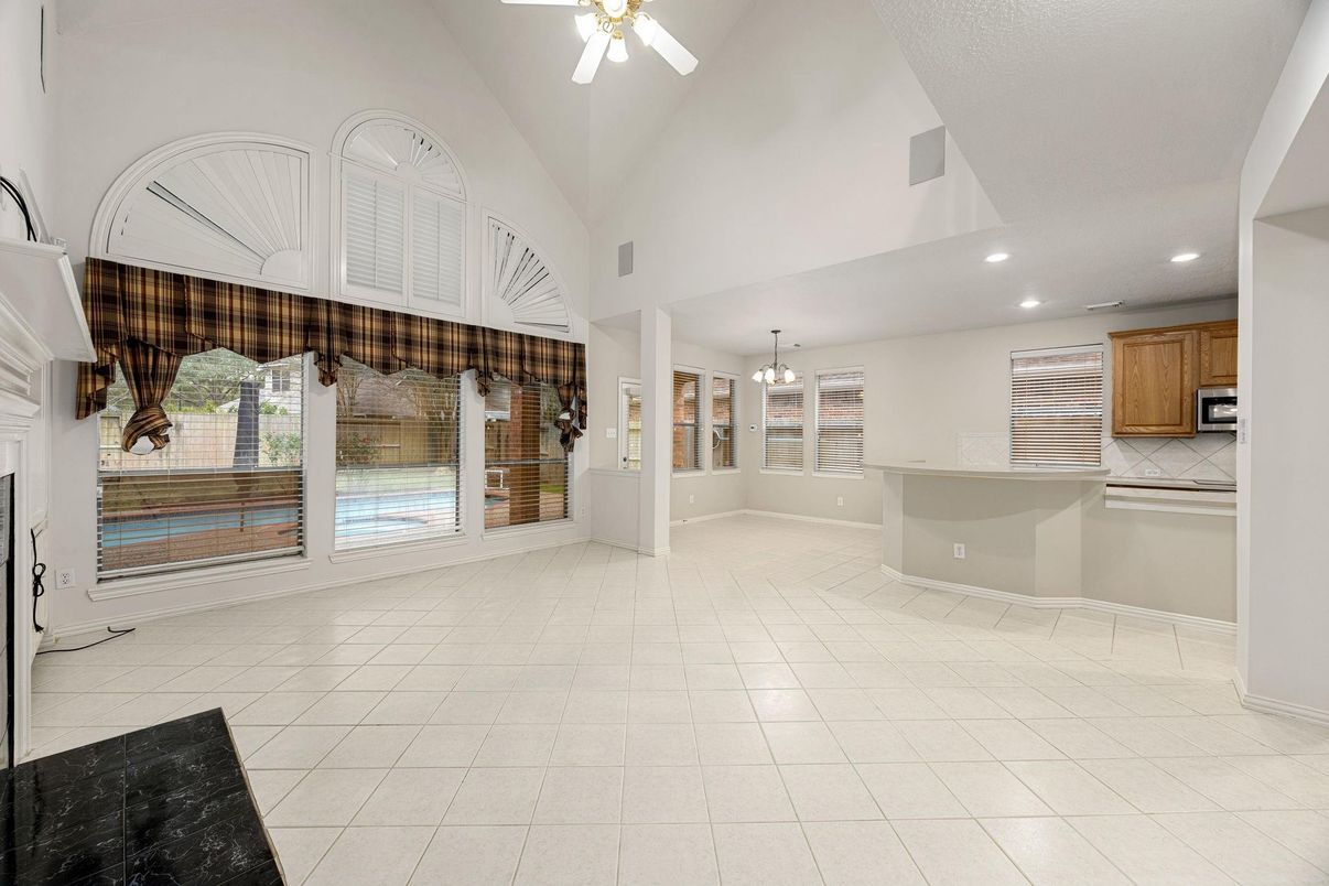 Interior, Kitchen, Pendant Lights, Recessed Lighting