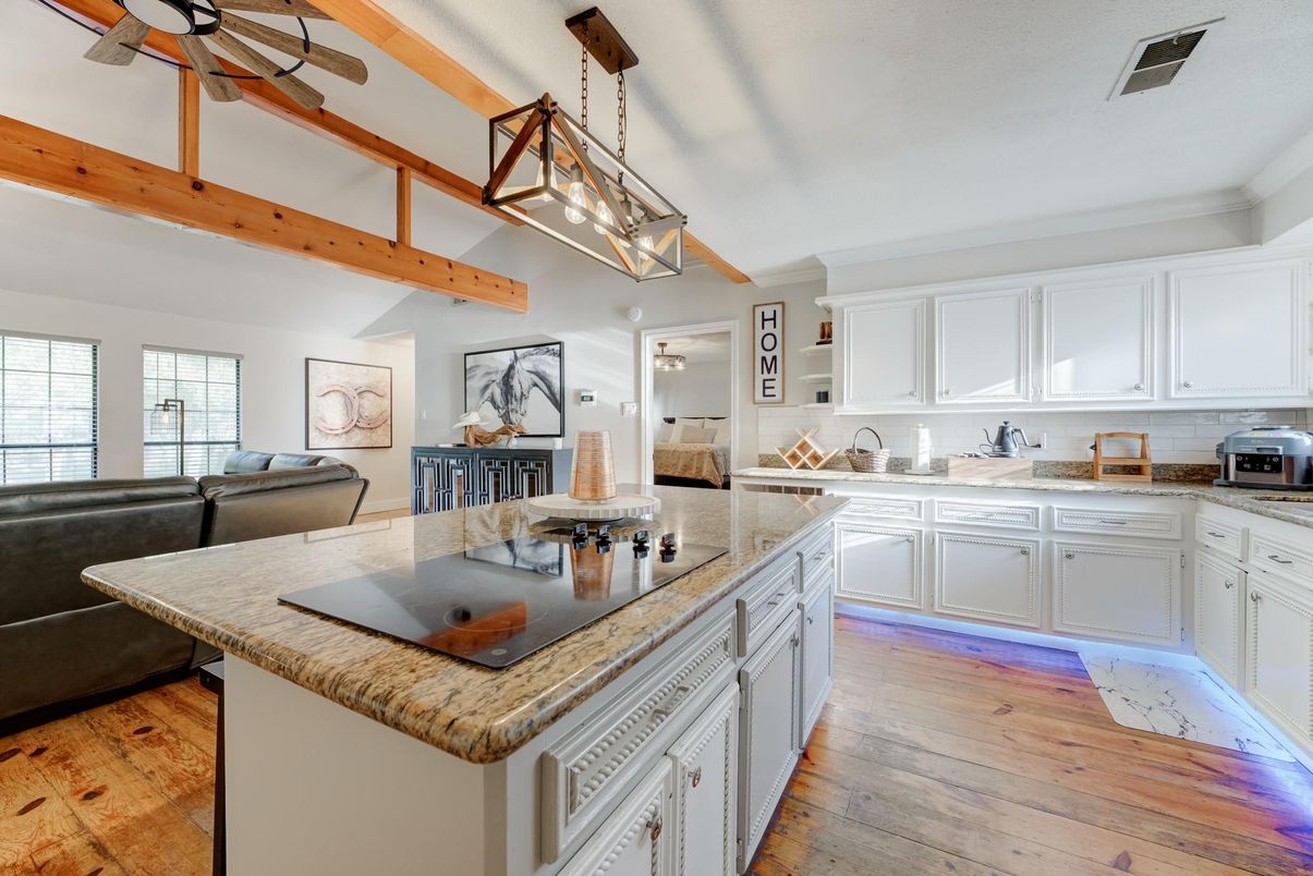 Interior, Kitchen, Living room, Pendant Lights, Wooden Beams, Wood Texture Flooring