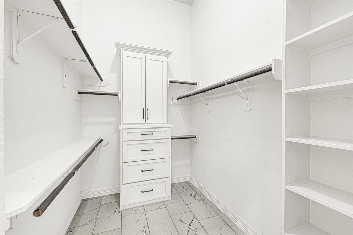 Interior, Marble, Walk-in Closets