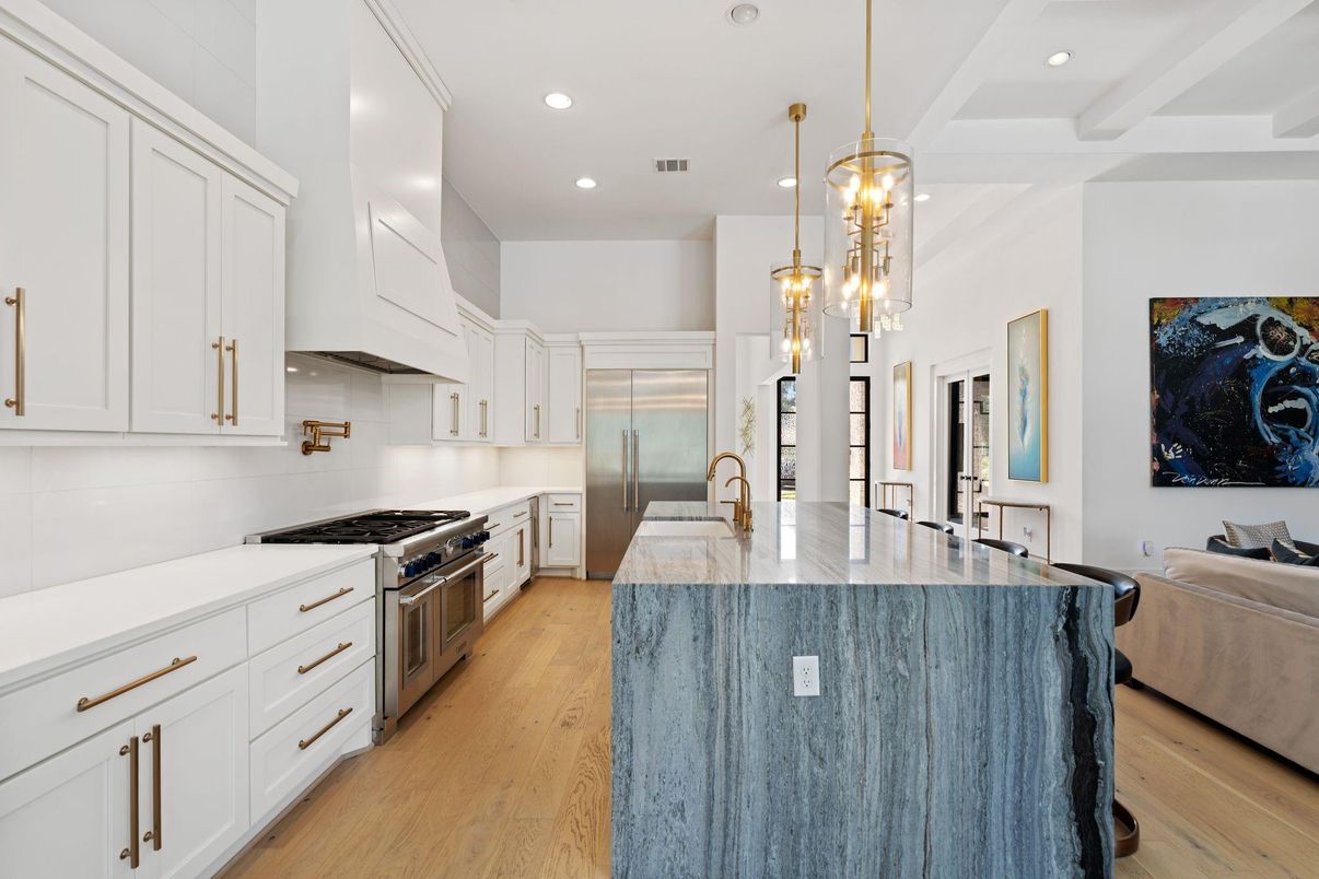 Interior, Kitchen, Living room, Pendant Lights, Recessed Lighting, Stainless Steel Appliances, Wood Texture Flooring