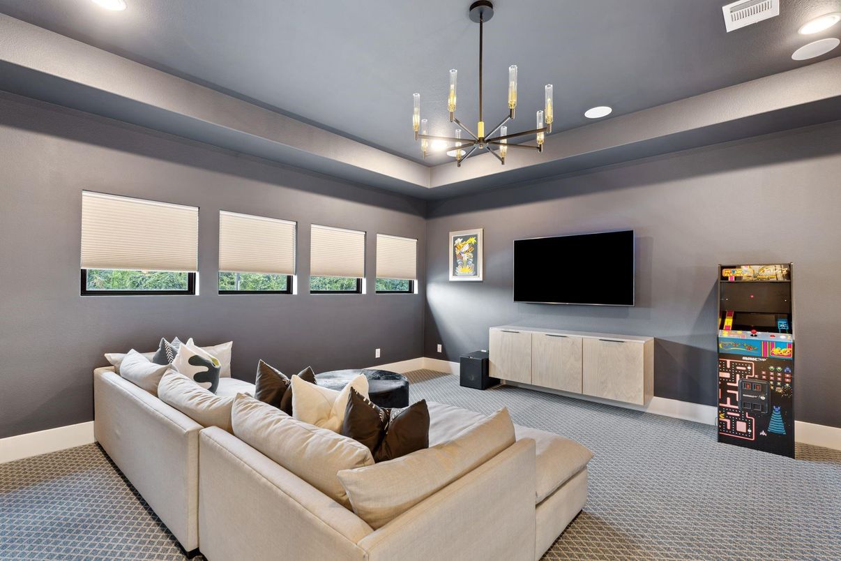 Interior, Living room, Pendant Lights, Recessed Lighting