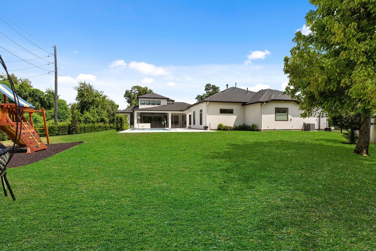 Backyard, Exterior, Playground