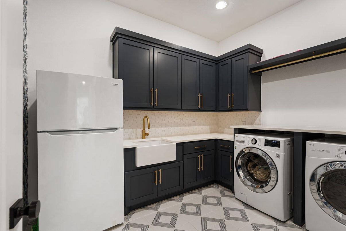 Interior, Recessed Lighting, Washer