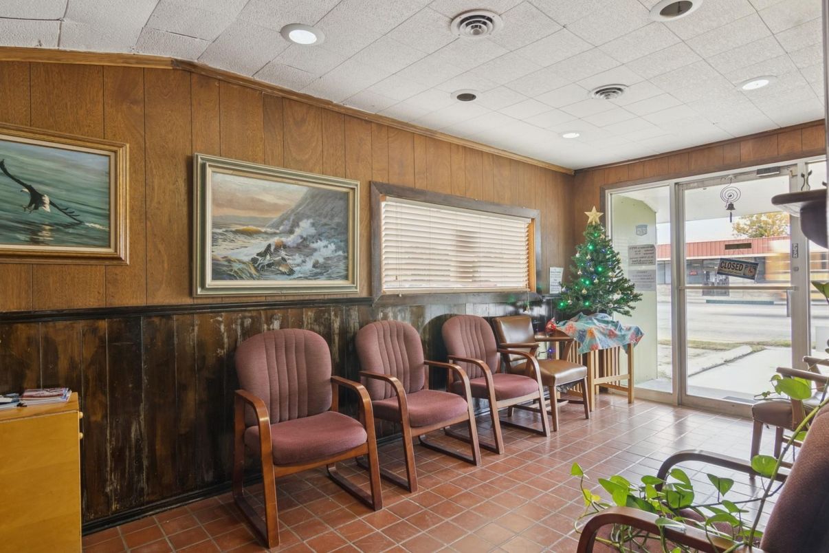 Interior, Recessed Lighting, Wooden Walls