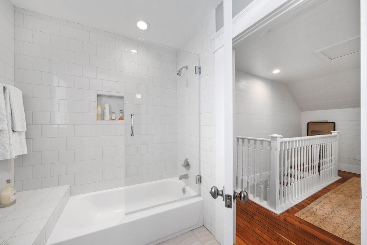 Bathroom, Interior, Recessed Lighting, Wood Texture Flooring