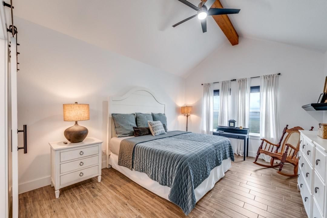 Bedroom, Interior, Wooden Beams, Wood Texture Flooring