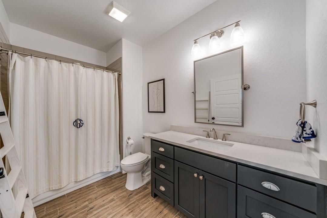 Bathroom, Interior, Wood Texture Flooring