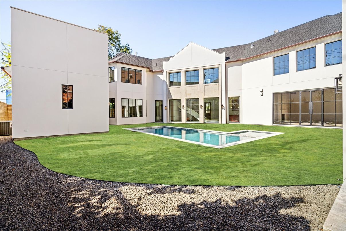 Backyard, Exterior, Pool