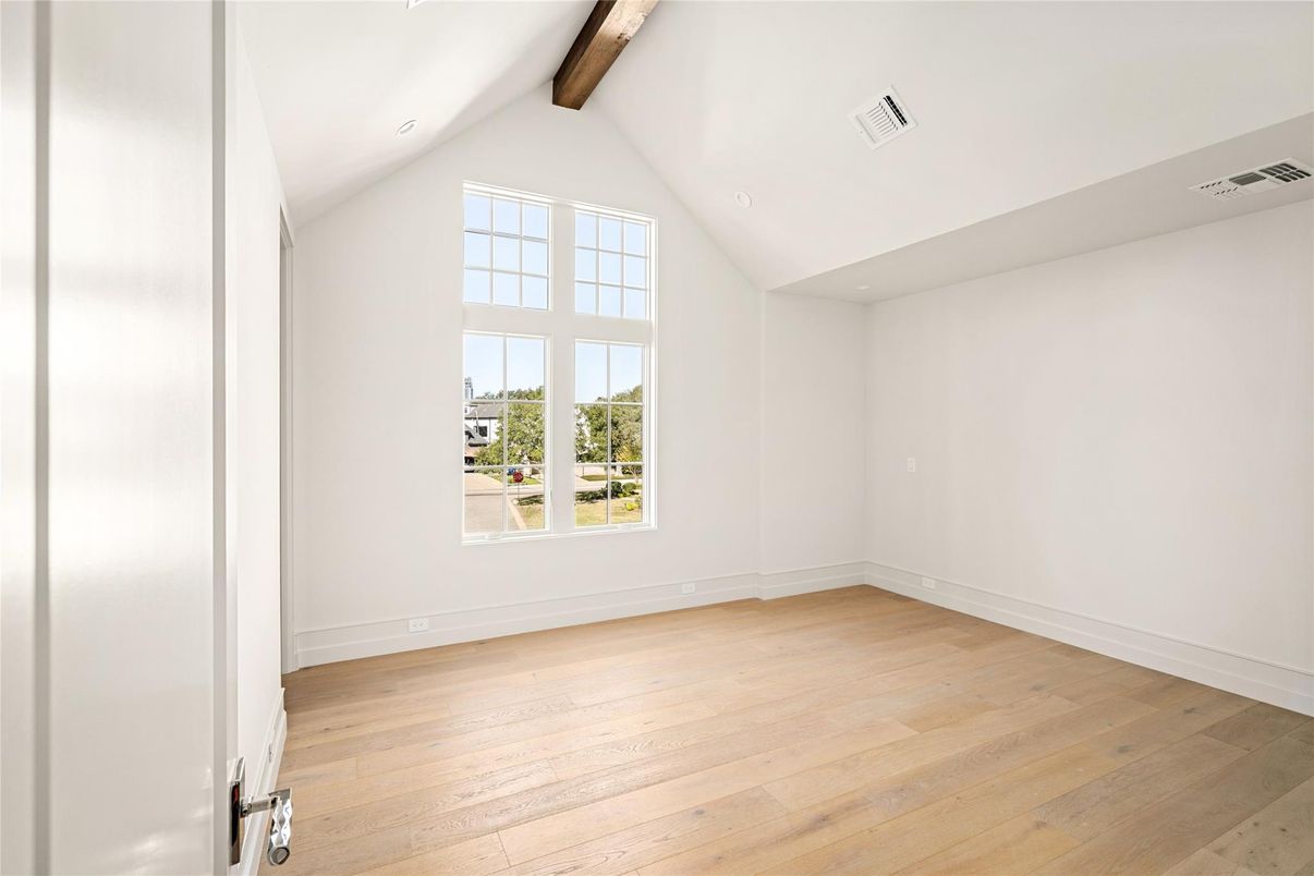 Empty room, Interior, Wooden Beams, Wood Texture Flooring