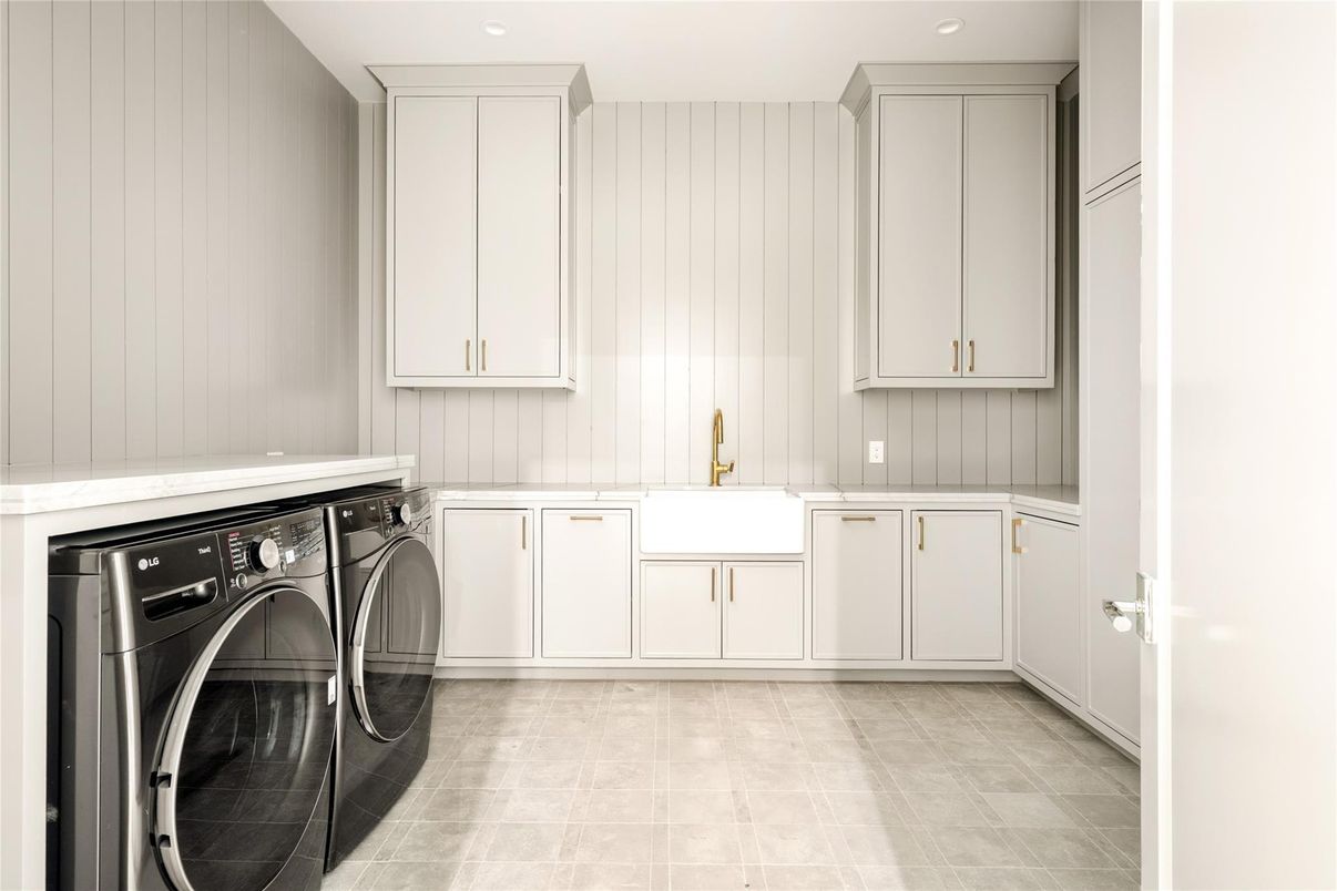 Interior, Recessed Lighting, Washer