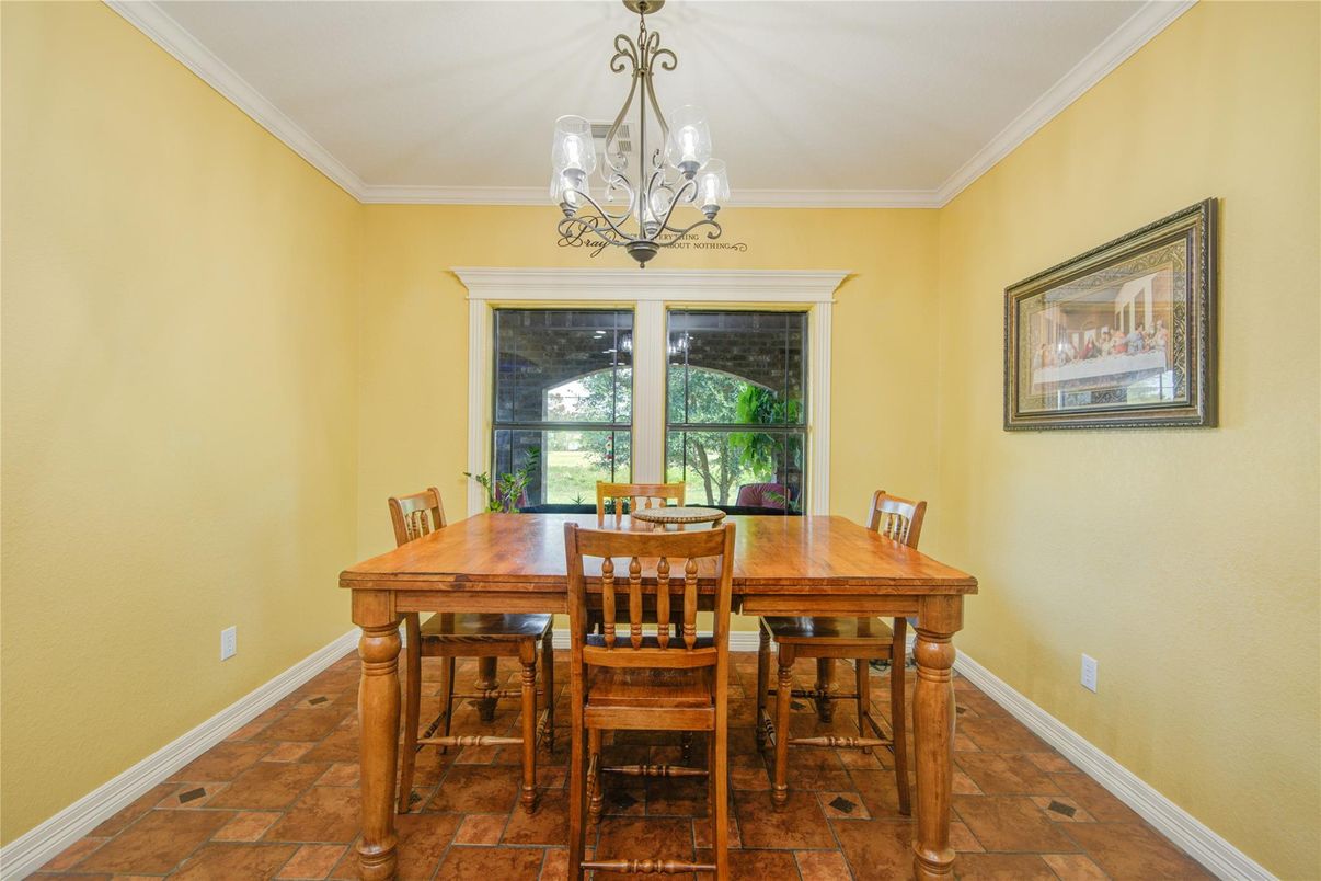 Chandelier, Dining room, Interior