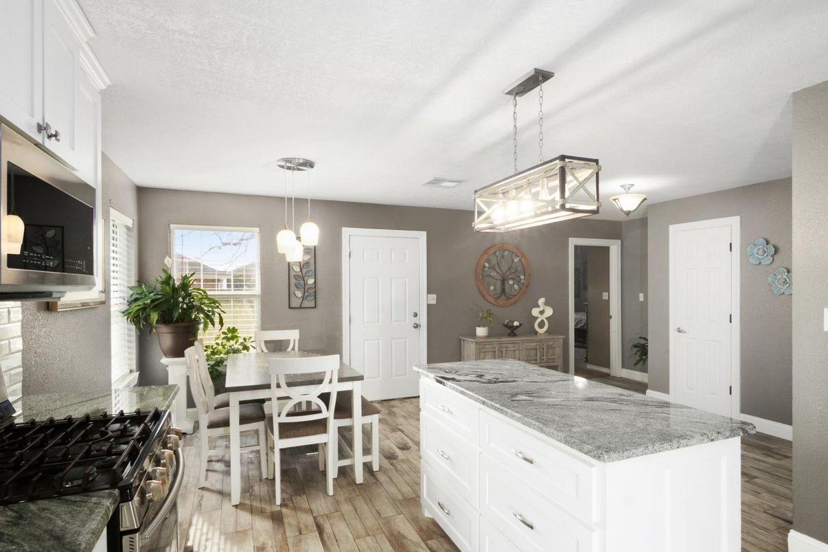 Dining room, Interior, Kitchen, Pendant Lights, Wood Texture Flooring