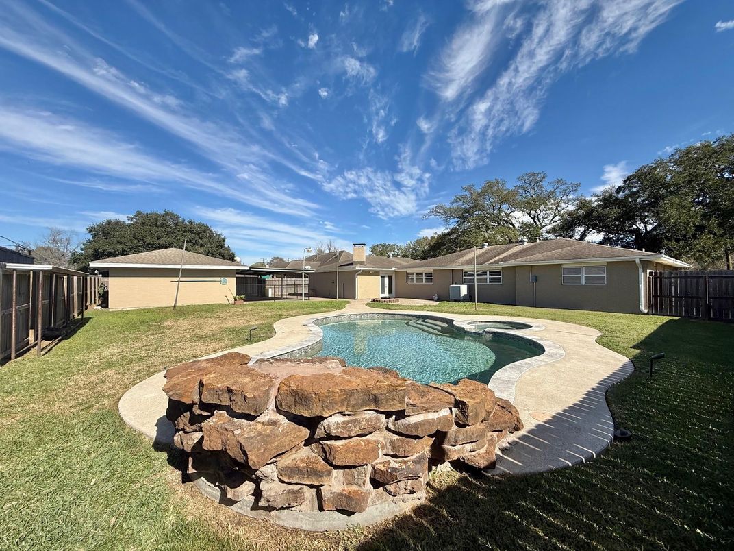 Backyard, Exterior, Pool