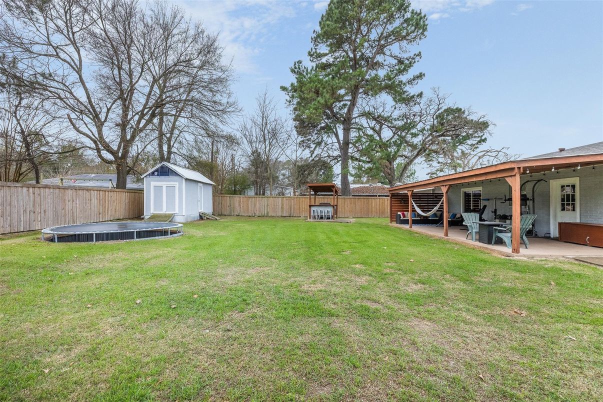 Backyard, Exterior, Playground