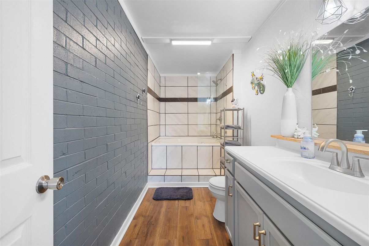 Bathroom, Interior, Wood Texture Flooring