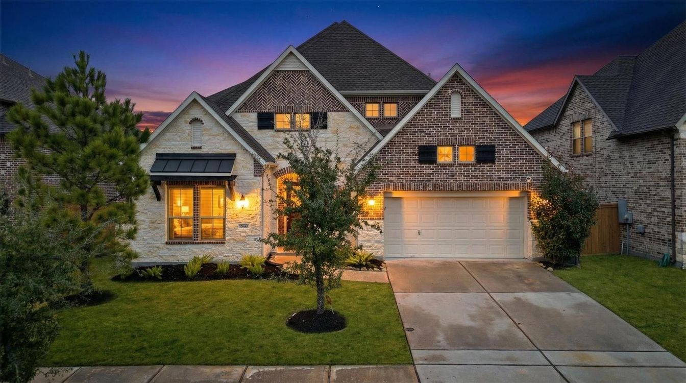 Attached, Exterior, Facade, Brick Facade, Brick Traditional