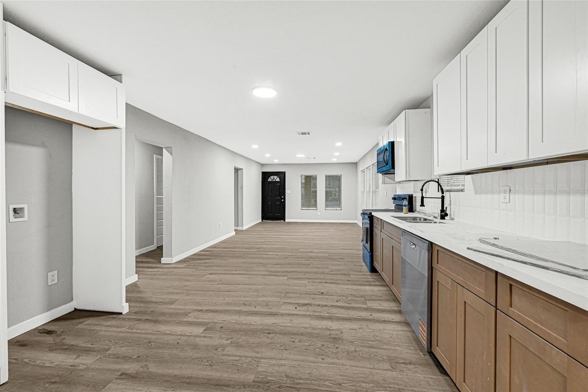 Interior, Kitchen, Recessed Lighting, Wood Texture Flooring