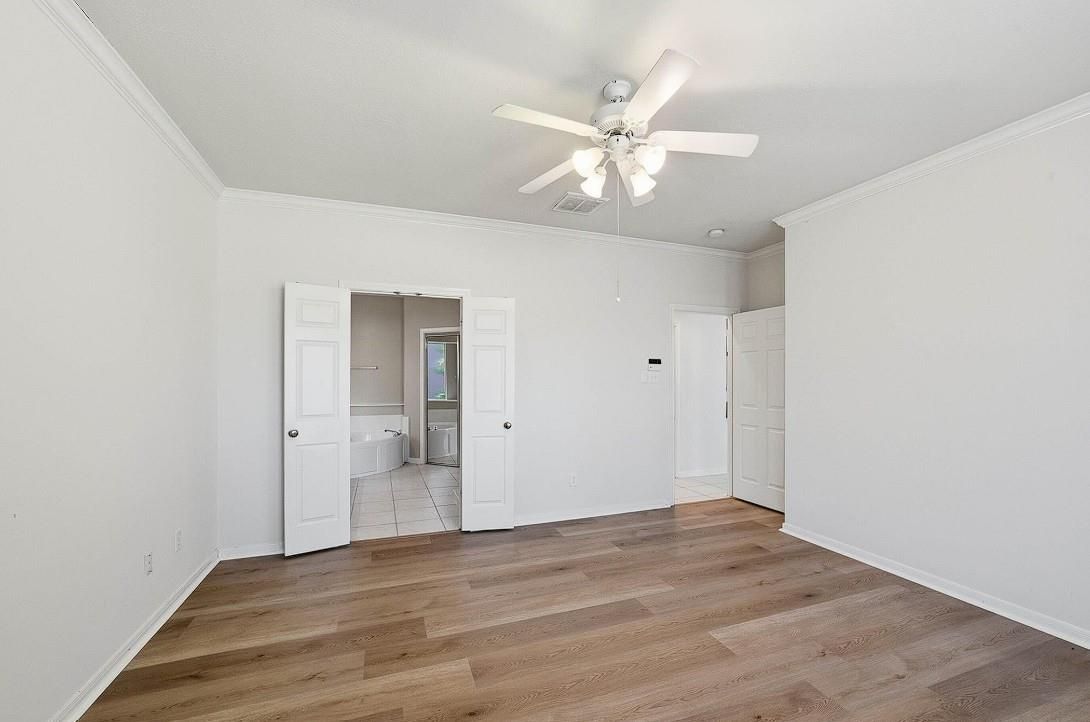 Bathroom, Empty room, Interior, Wood Texture Flooring