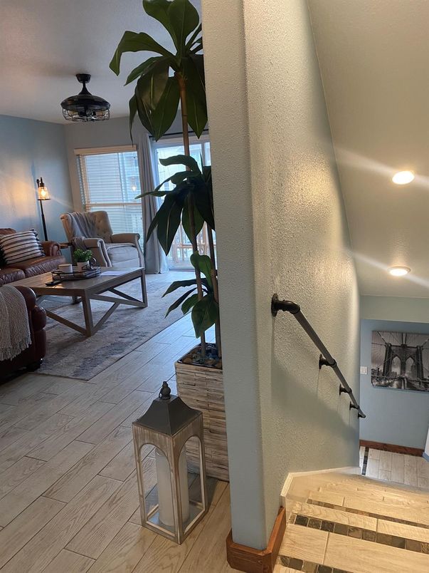 Interior, Living room, Piano, Recessed Lighting, Wood Texture Flooring