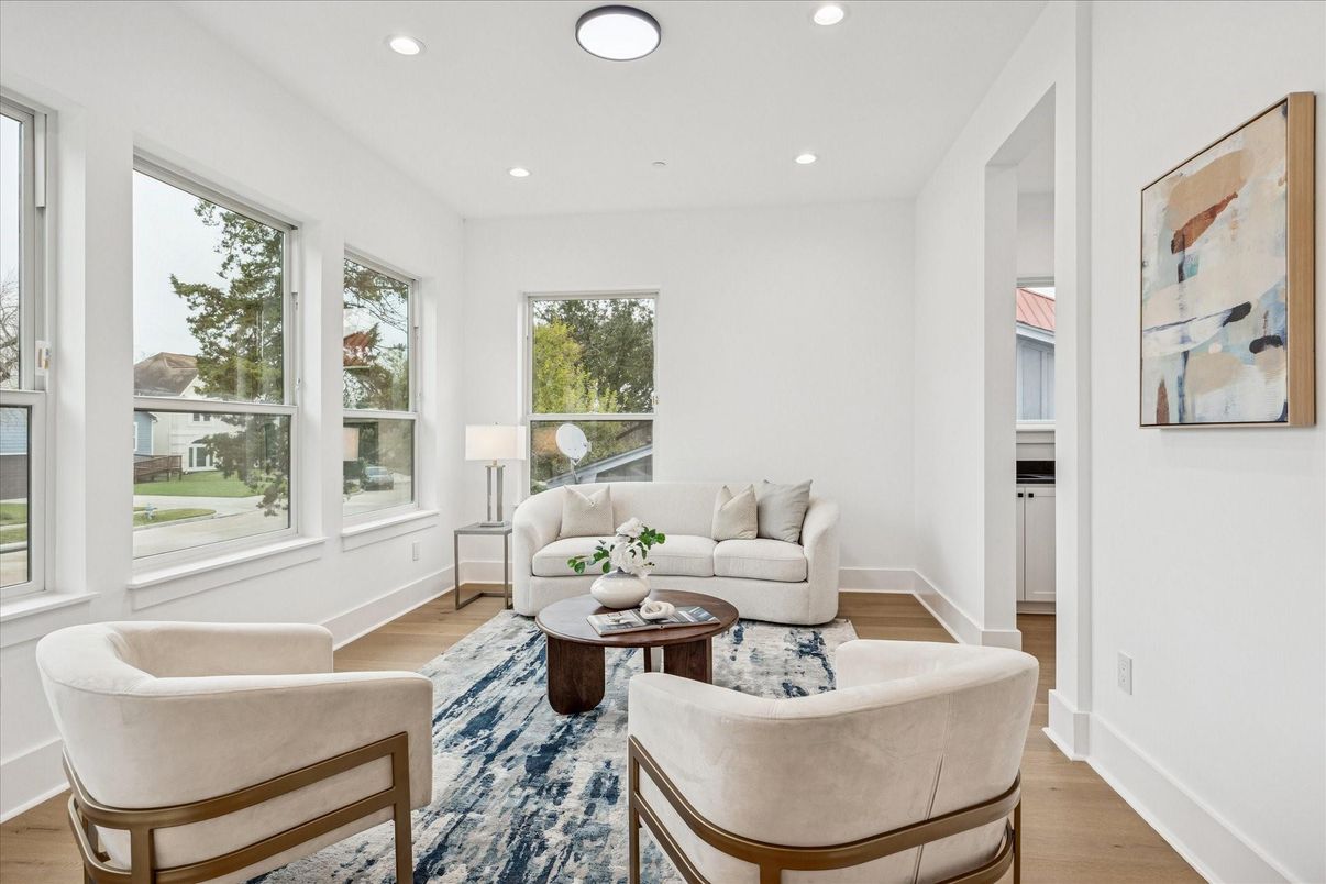 Interior, Living room, Recessed Lighting, Wood Texture Flooring