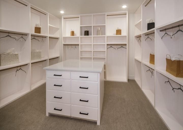 Interior, Recessed Lighting, Walk-in Closets