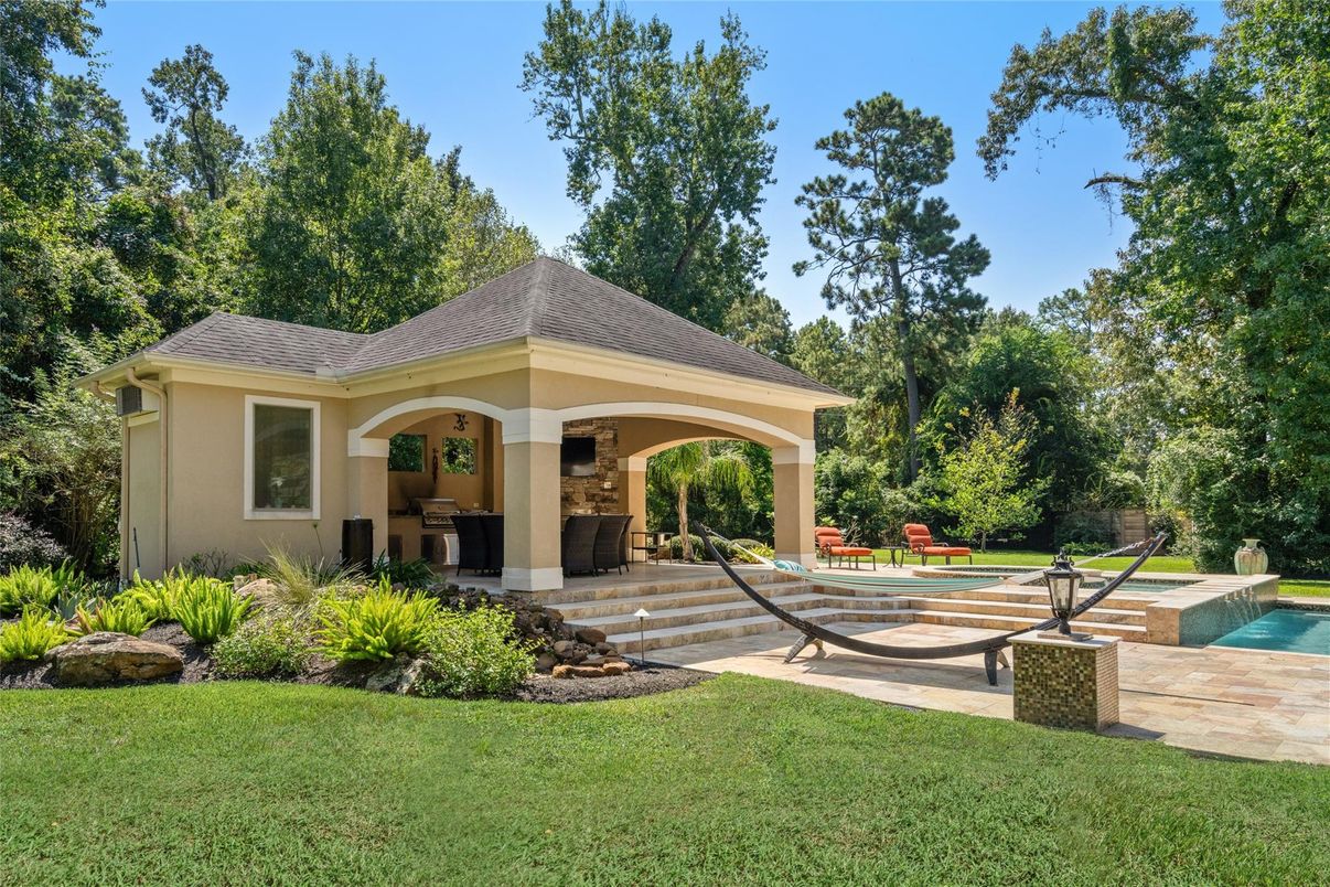 Backyard, Exterior, Pool