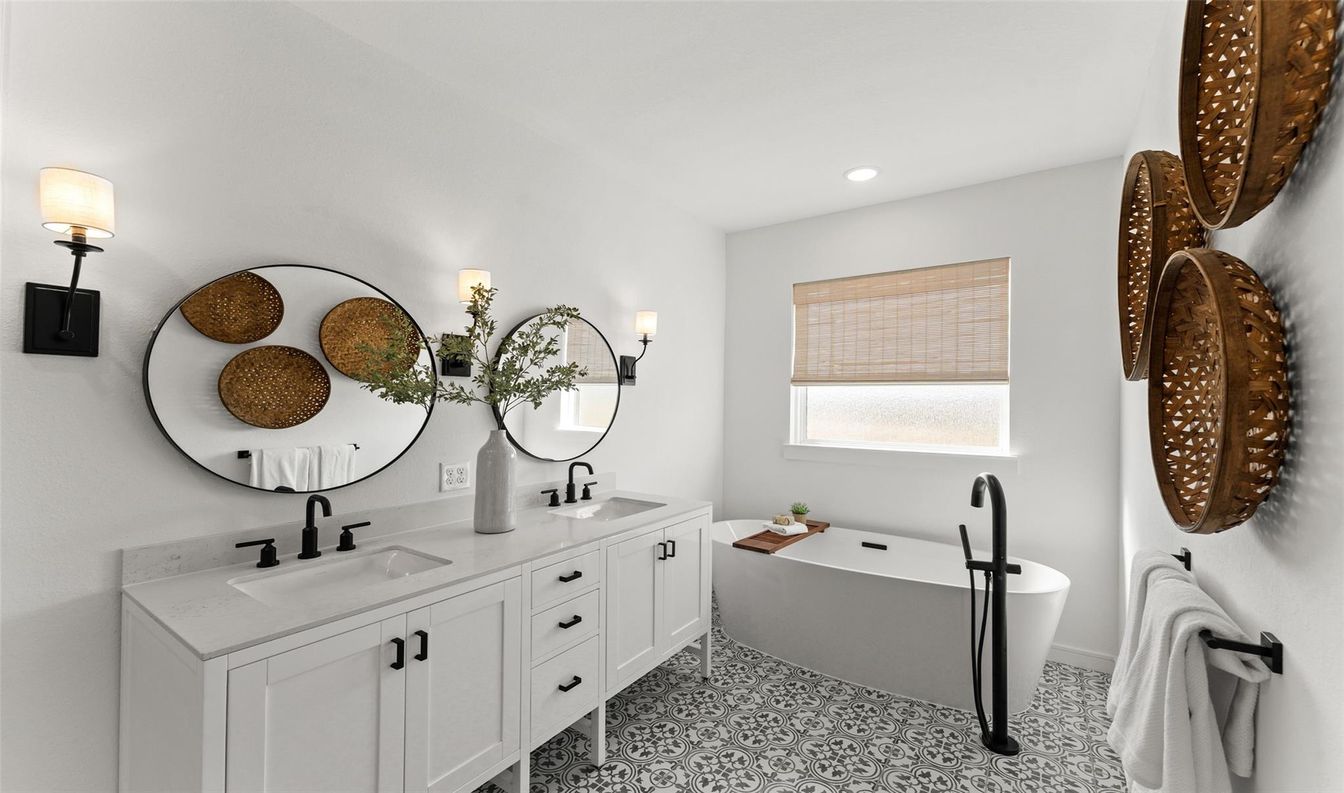 Bathroom, Dual Sink Vanities, Free Standing Baths, Interior, Recessed Lighting