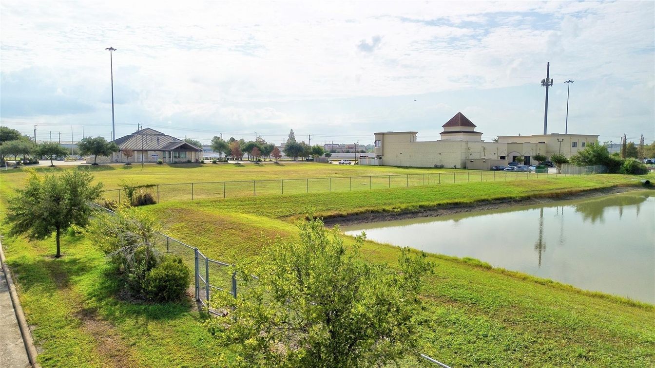 DE Listing image placeholder