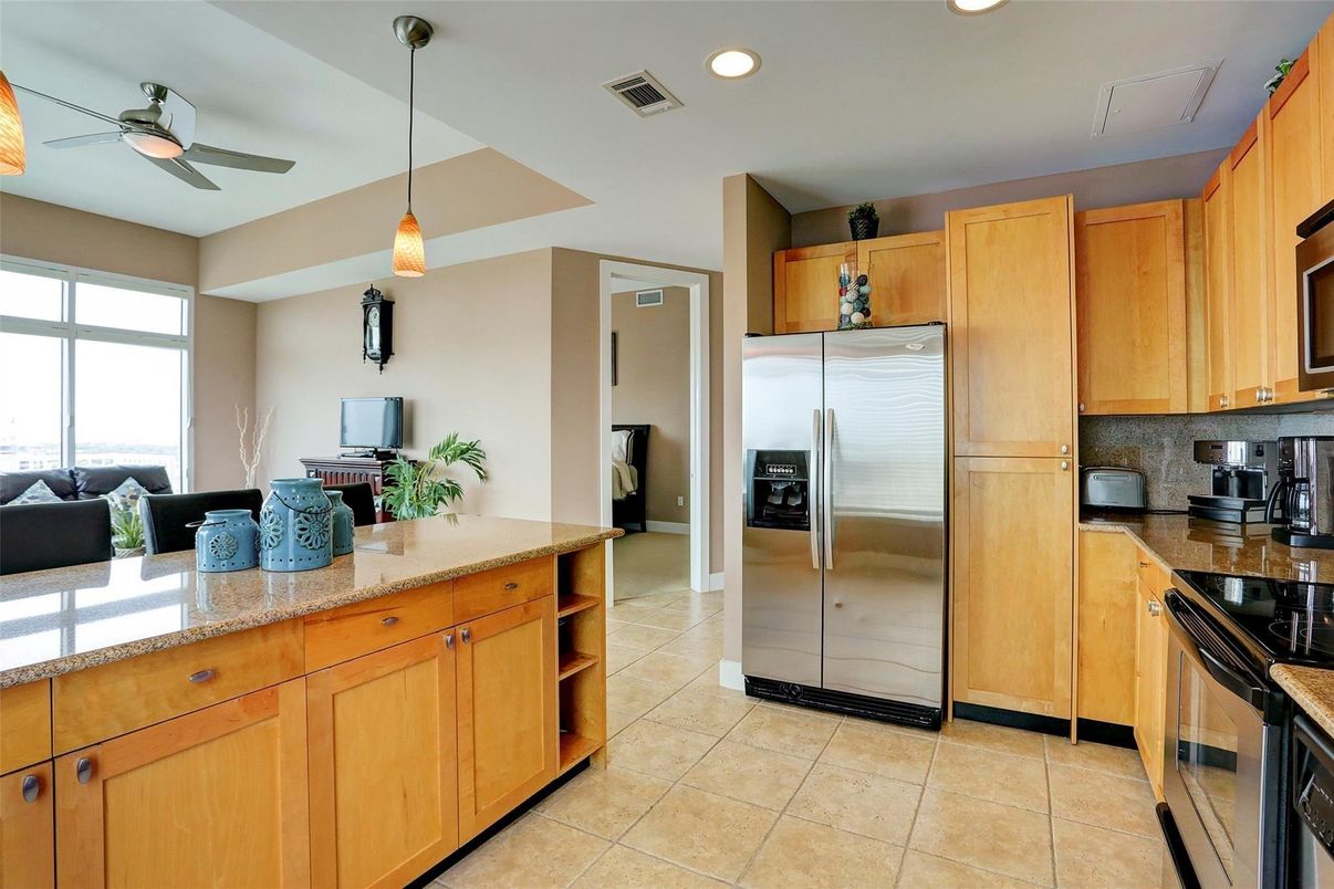 Interior, Kitchen, Pendant Lights, Recessed Lighting