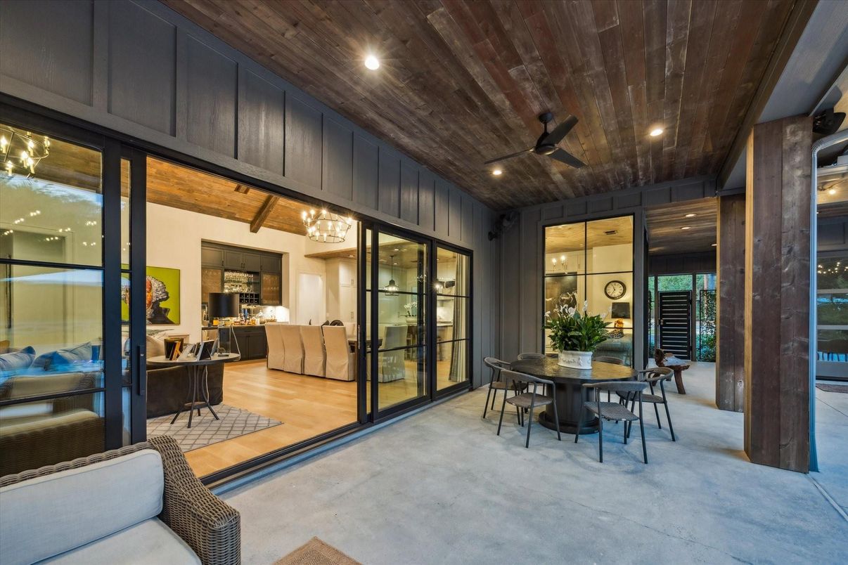 Dining room, Interior, Recessed Lighting, Wooden Ceilings