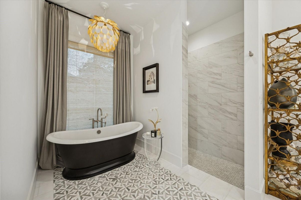 Bathroom, Free Standing Baths, Interior, Marble Walls, Recessed Lighting