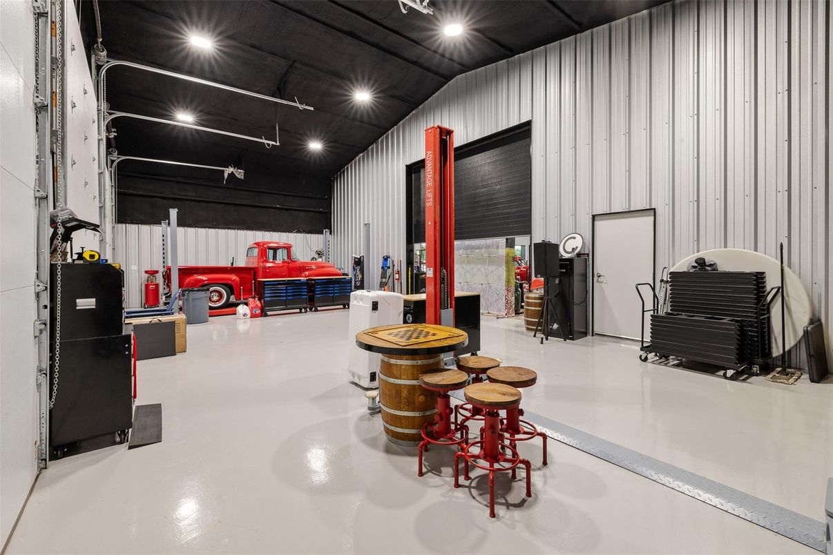 Interior, Recessed Lighting