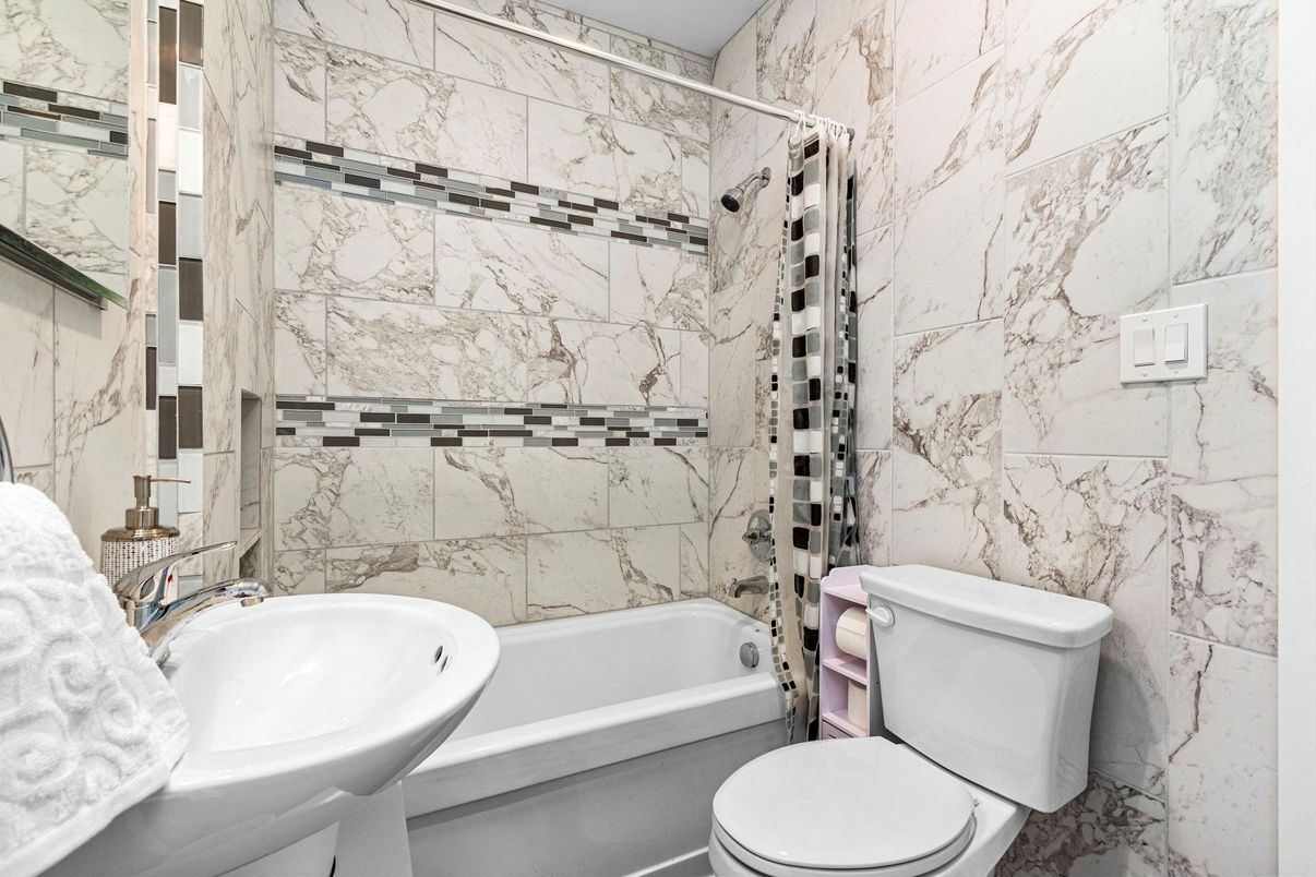 Bathroom, Interior, Marble Walls