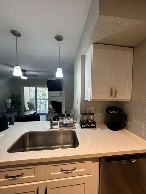 Interior, Kitchen, Pendant Lights